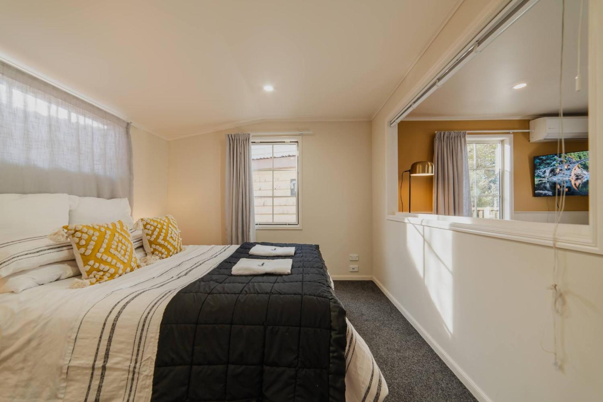 Lake Tekapo Cottages Bagian luar foto